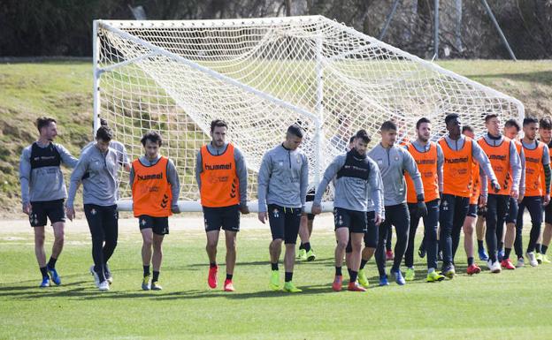 Sergio se lleva a Eibar a todos los disponibles, y a Samu y El Hacen del filial