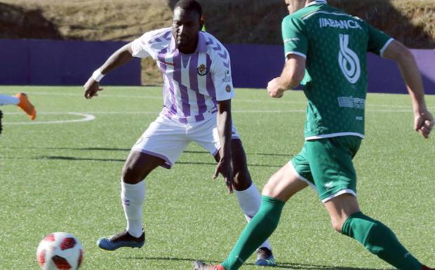 El Hacen hará la pretemporada con el primer equipo del Real Valladolid