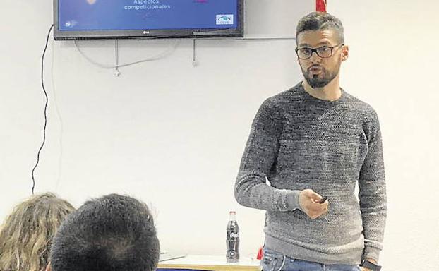 El Athletic se lleva al psicólogo del club durante los últimos trece años