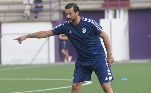 Ricardo López toma las riendas del Real Valladolid Juvenil con el objetivo de ayudar a sus jugadores «a crecer»
