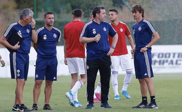 Sergio, con la mosca detrás de la oreja: «Granada y Mallorca han estado un puntito por encima en lo físico»