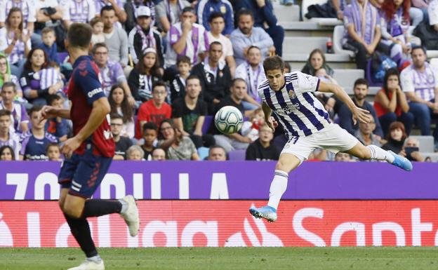 El balón parado, ese amigo invisible