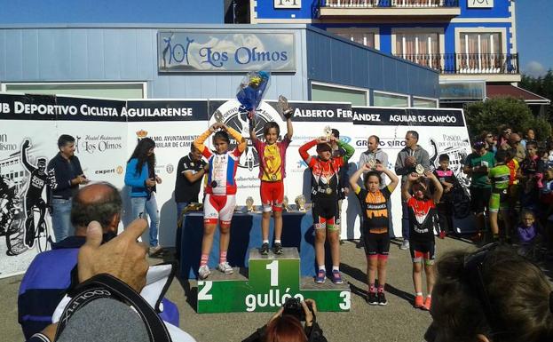 Una arroyana campeona de Castilla y León de ciclismo en ruta