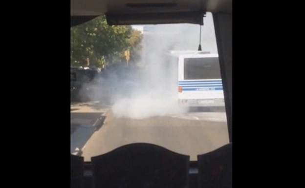 Sofocan un incendio en un autobús de La Regional en Arroyo