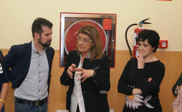 Luis Tudanca reclama a la Junta 100.000 euros para los enfermos de escoliosis