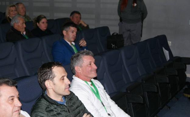 IPAE arregla en unas horas el cisma que abrió la victoria de Sarbelio Fernández en el congreso del partido