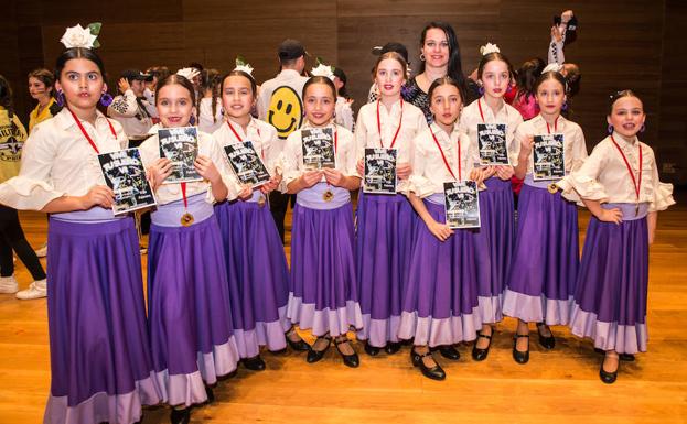 La Escuela de Danza de Arroyo participa en Vive tu Sueño y accede a la fase nacional