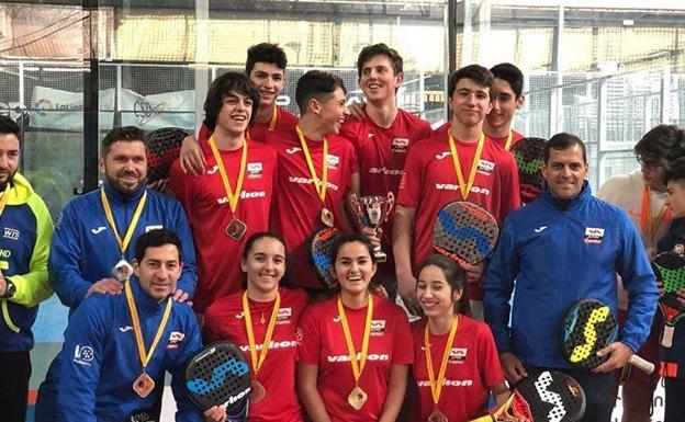 El equipo cadete del Padeld10z logra el campeonato de España