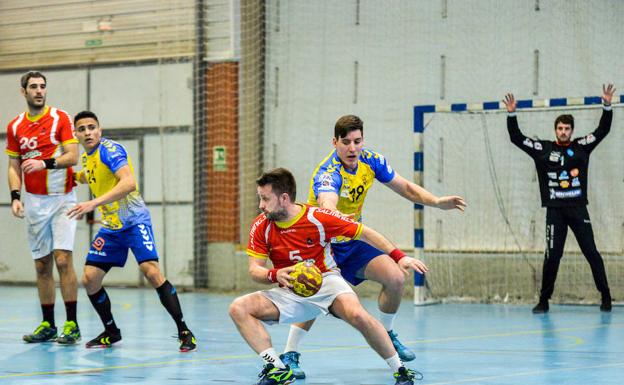 Retorno a la senda del triunfo del Gerovida Balonmano Arroyo