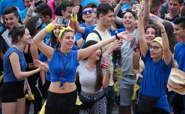 La Flecha inicia sus fiestas de San Antonio pendientes del cielo