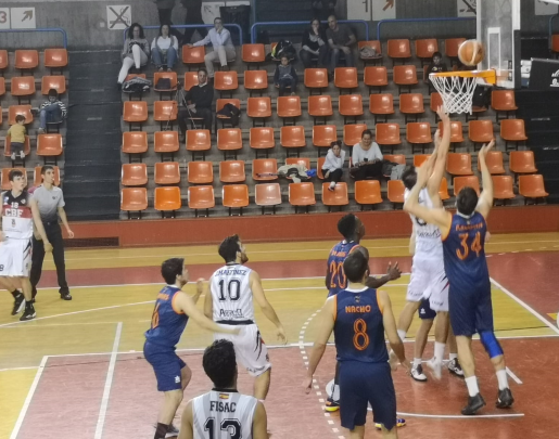 La primera victoria de la temporada se resiste para el C. B. La Flecha