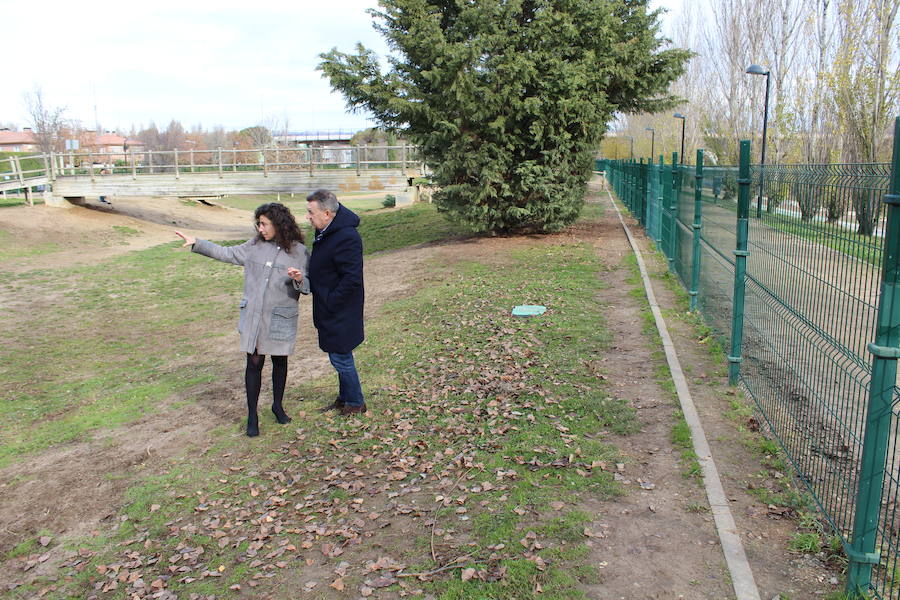 Inauguración parque infantil en Las Lomas, muro en el Jardín Botánico y parque canino de La Vega