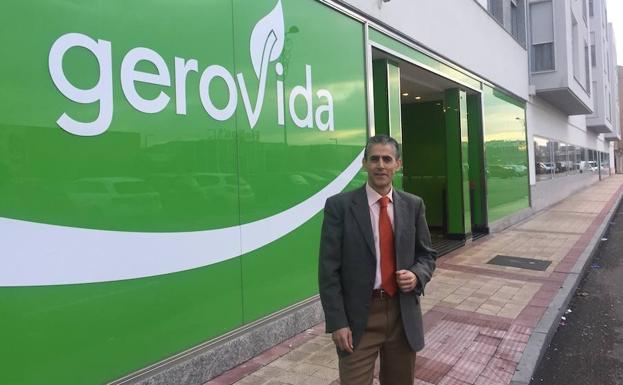 Relevo en laa presidencia del Gerovida Balonmano Arroyo