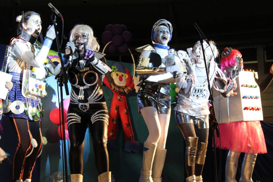 Concurso chirigotas de Arroyo y comparsa gaditana