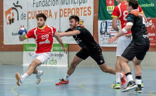 El DomusVi BM Arroyo vuelve a puntuar en casa