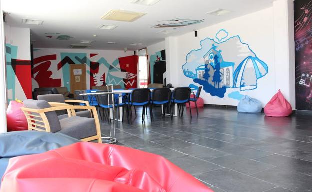 Arroyo estrena sala de descanso en la Casa de Cultura de La Flecha