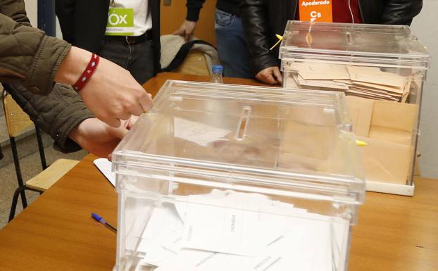 Descubre si te toca formar parte de una mesa electoral en Arroyo de la Encomienda