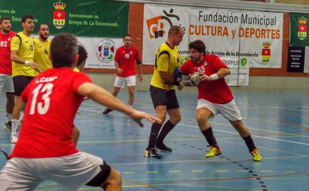 Importante victoria en Soria del Balonmano Arroyo