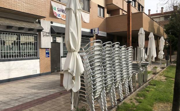El Ayuntamiento de Arroyo autorizará la ampliación de la superficie de las terrazas para uso hostelero