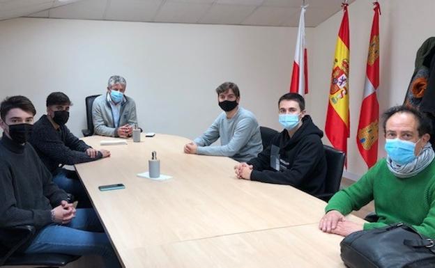 Presentación de la nueva Asociación Juvenil de Arroyo de la Encomienda