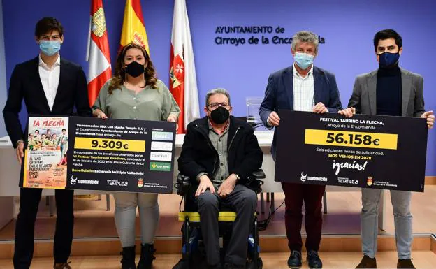 Arroyo recibe 9.309 euros del festival taurino de La Flecha a beneficio de los afectados por la esclerosis múltiple de Valladolid