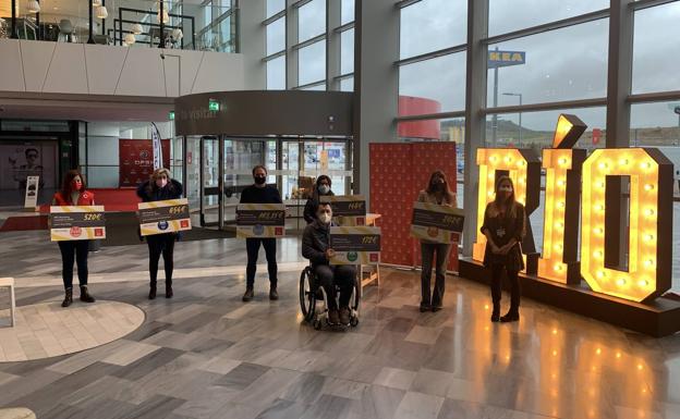 RÍO Shopping entrega 2.500 euros a 6 ONGs