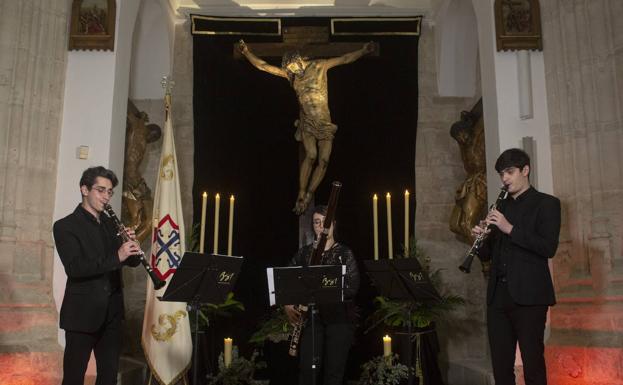 Homenaje a Delibes y a la Semana Santa de Valladolid