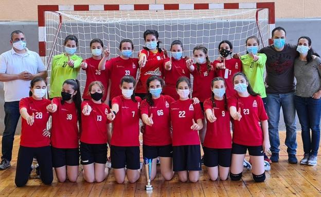 Triunfo del Balonmano Arroyo en la final de la Copa Castilla y León infantil femenina