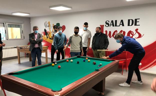 Arroyo inaugura el centro juvenil