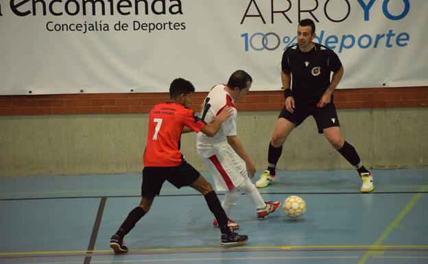 El Unión Arroyo de fútbol sala sufrió para obtener un importe triunfo frente al Segosala