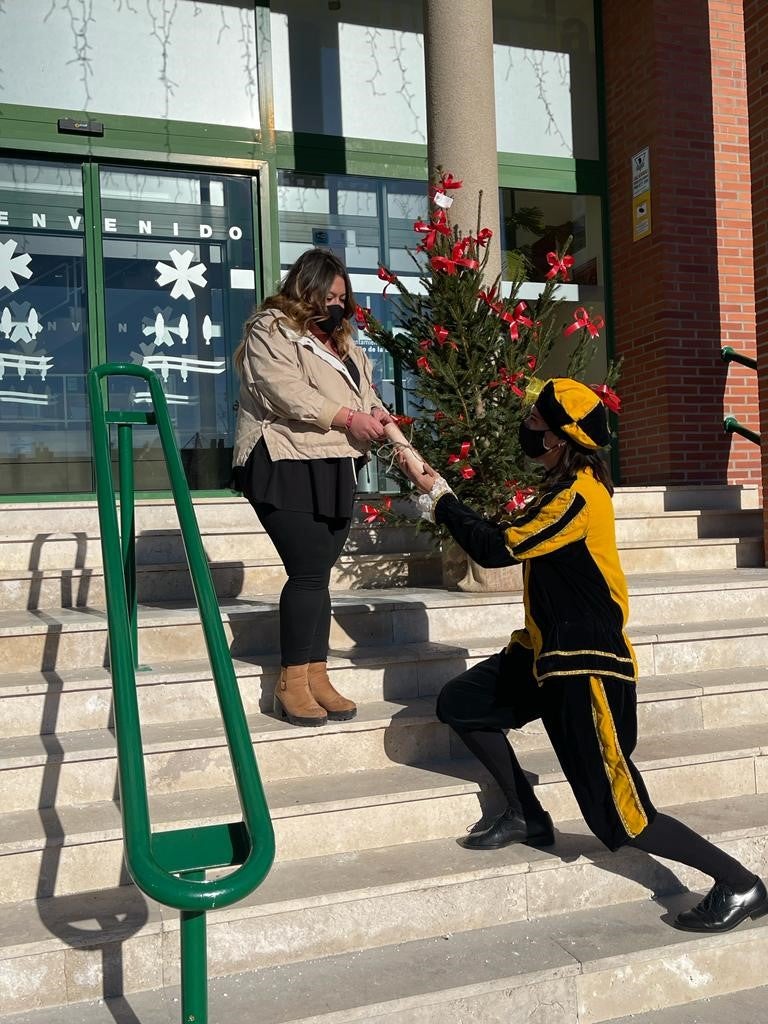 El emisario de los Reyes Magos visita Arroyo
