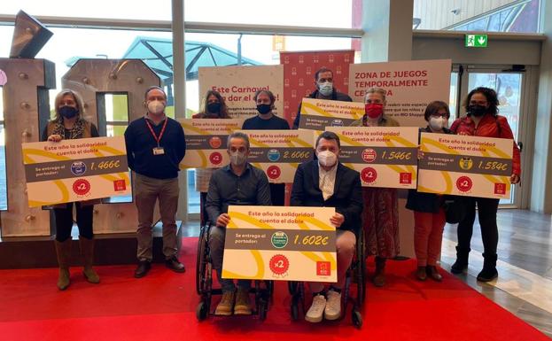 RÍO Shopping entrega la recaudación anual de sus Puntos Solidarios por valor de más de 11.400 euros