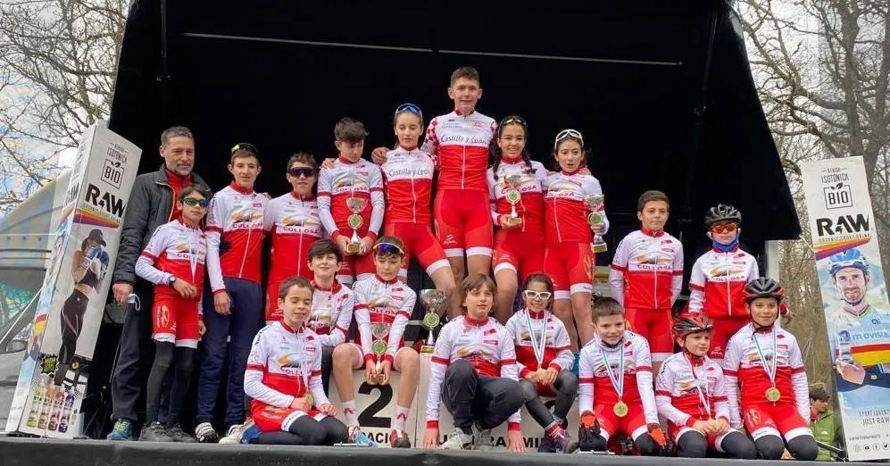 Buen papel de las promesas del ciclismo de Arroyo