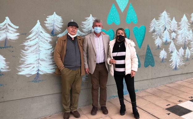 El Kantica lleva a cabo una plantación de árboles intergeneracional