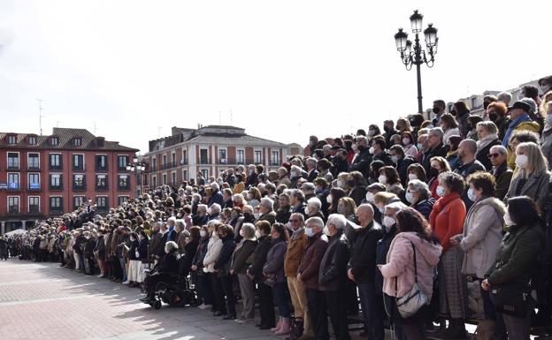 La Coral Támbara participó ayer en la iniciativa «Coros por la Paz»