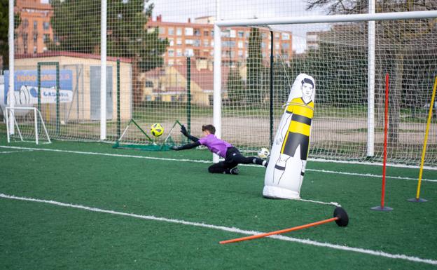 I Campus de Alto Rendimiento de Fútbol en Arroyo