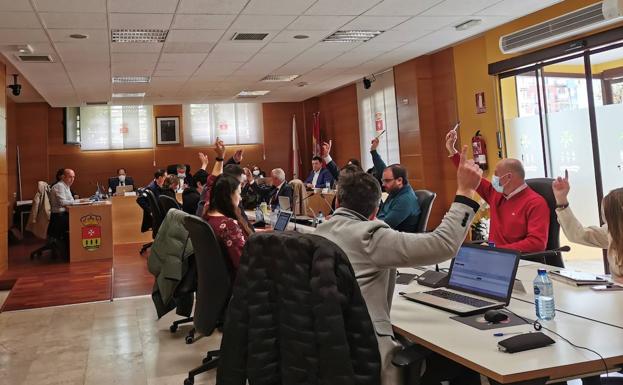 Se aprueba por unanimidad la moción para convertir el actual IESO Arroyo en IES Arroyo