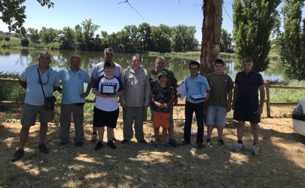 10 pescadores arroyanos participan en el XXIII Memorial de Pesca Francisco Javier Muñoz