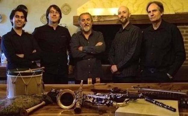 La música tradicional de La Bazanca, protagoniza el Mercado Medieval