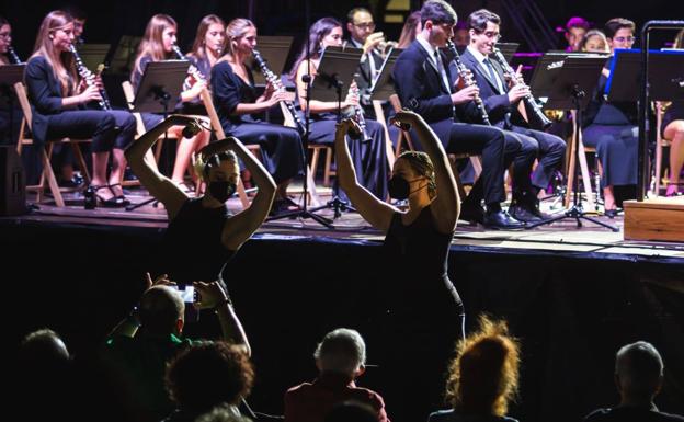 Gran concierto de la Banda Sinfónica de Arroyo para celebrar su 20 aniversario