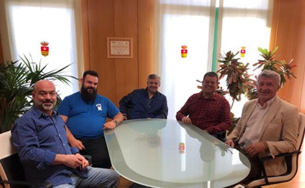 Reunión de trabajo entre el Ayuntamiento y la Asociación de Hosteleros