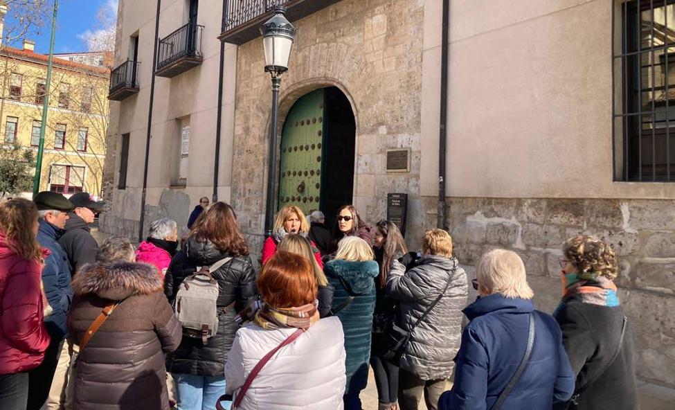 Éxito de convocatoria en la ruta 'Reinas de Valladolid'