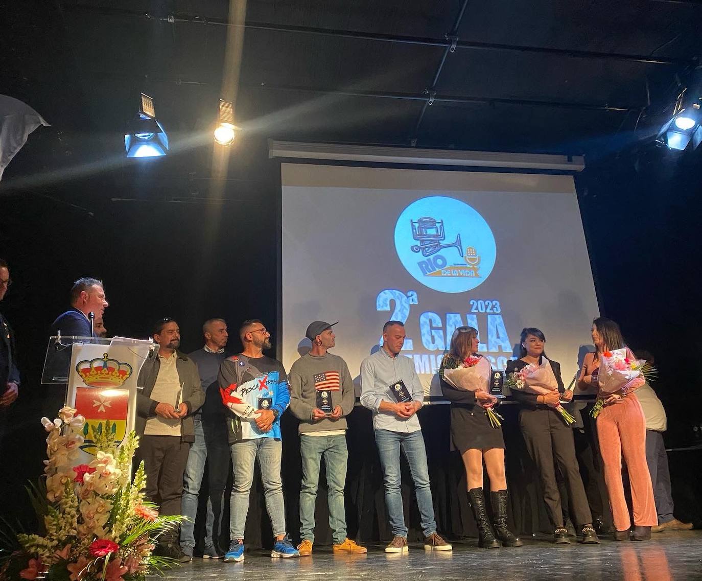 Más de 200 pescadores se dan cita en Arroyo