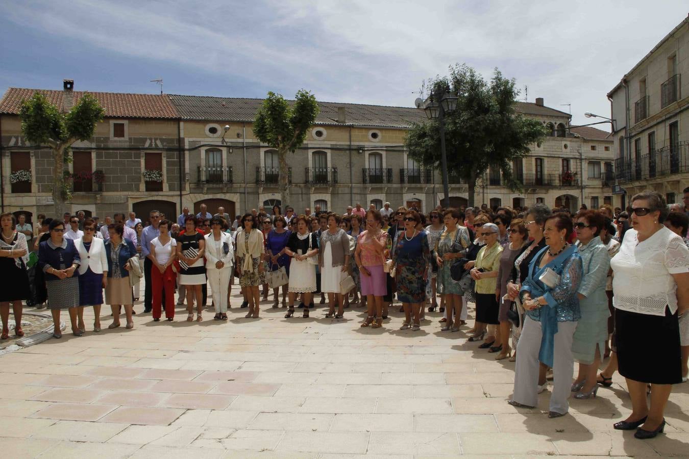 Procesión de la Virgen del Amor Hermoso en Campaspero. Valladolid