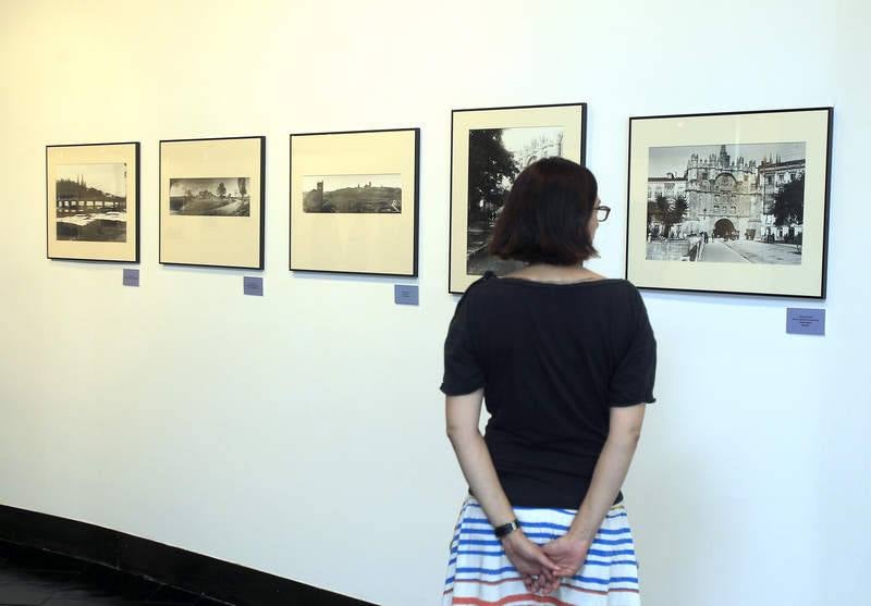 Inauguración de la exposición 'Castilla y León en los Fondos Fotográficos de la Filmoteca', en Palencia