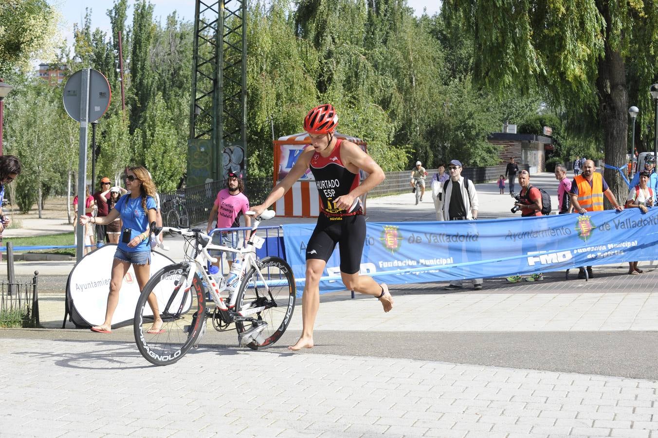 La playa de las Moreras acoge el XVII Triatlón Ciudad de Valladolid