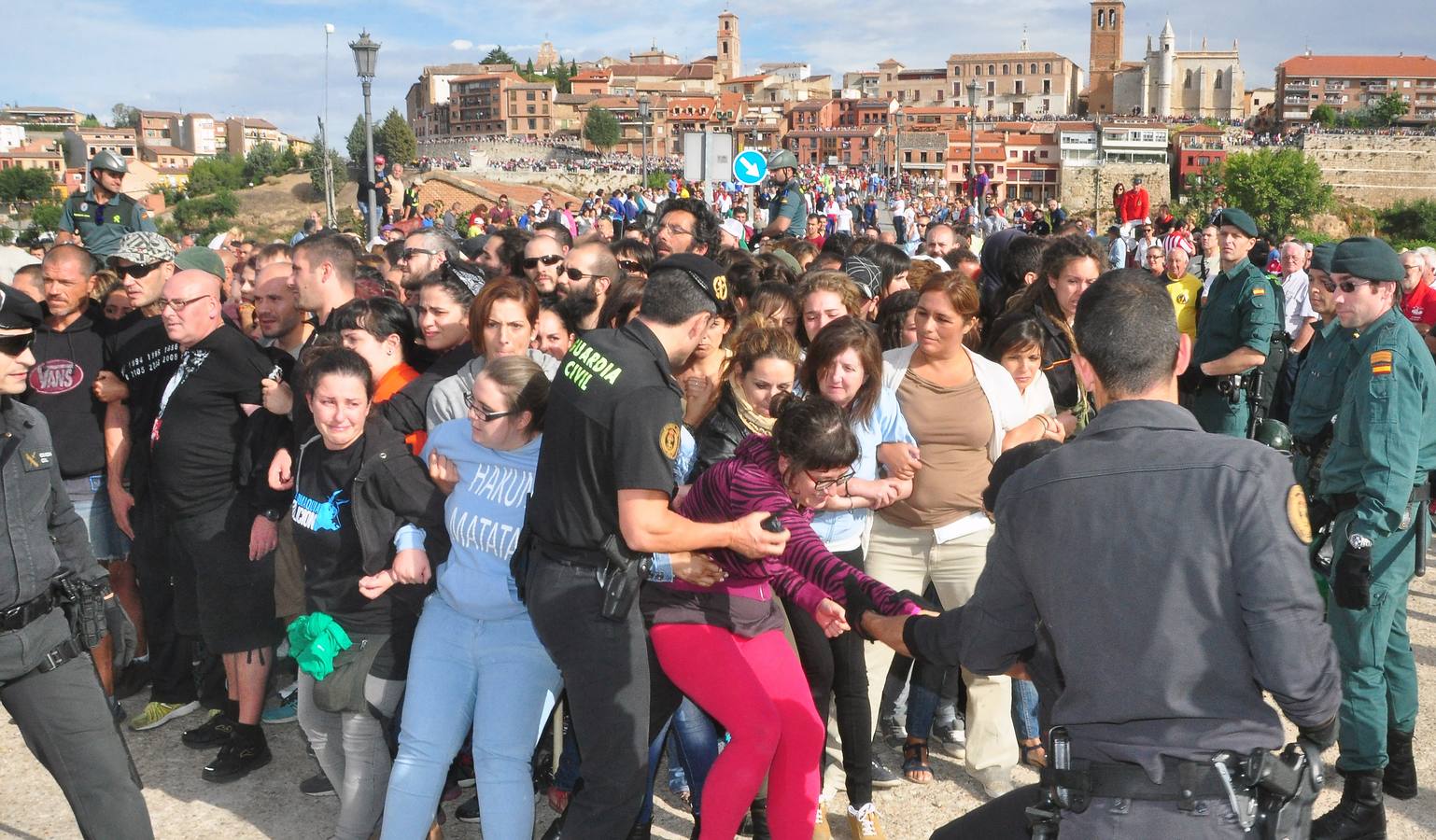 Protesta de antitaurinos en Tordesillas