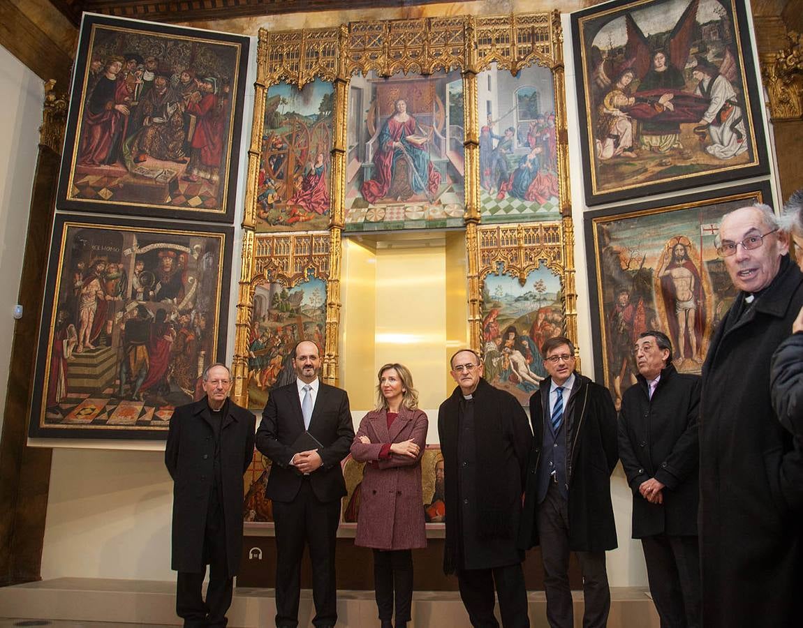 La consejera de Cultura y Turismo, Alicia García presenta la restauración de las salas capitulares de la Catedral de Salamanca