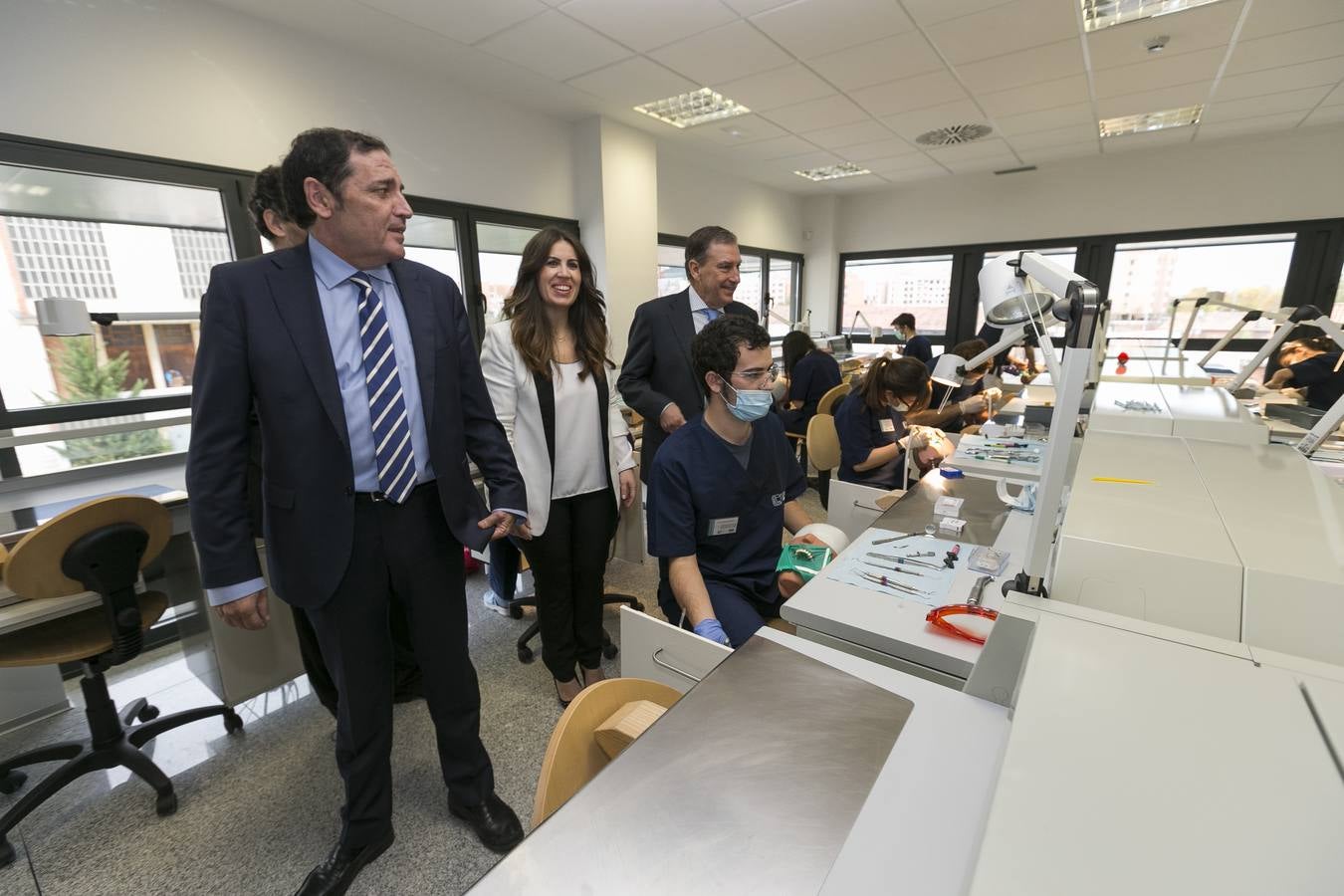 Inauguración de la clínica odontológica de la UEMC