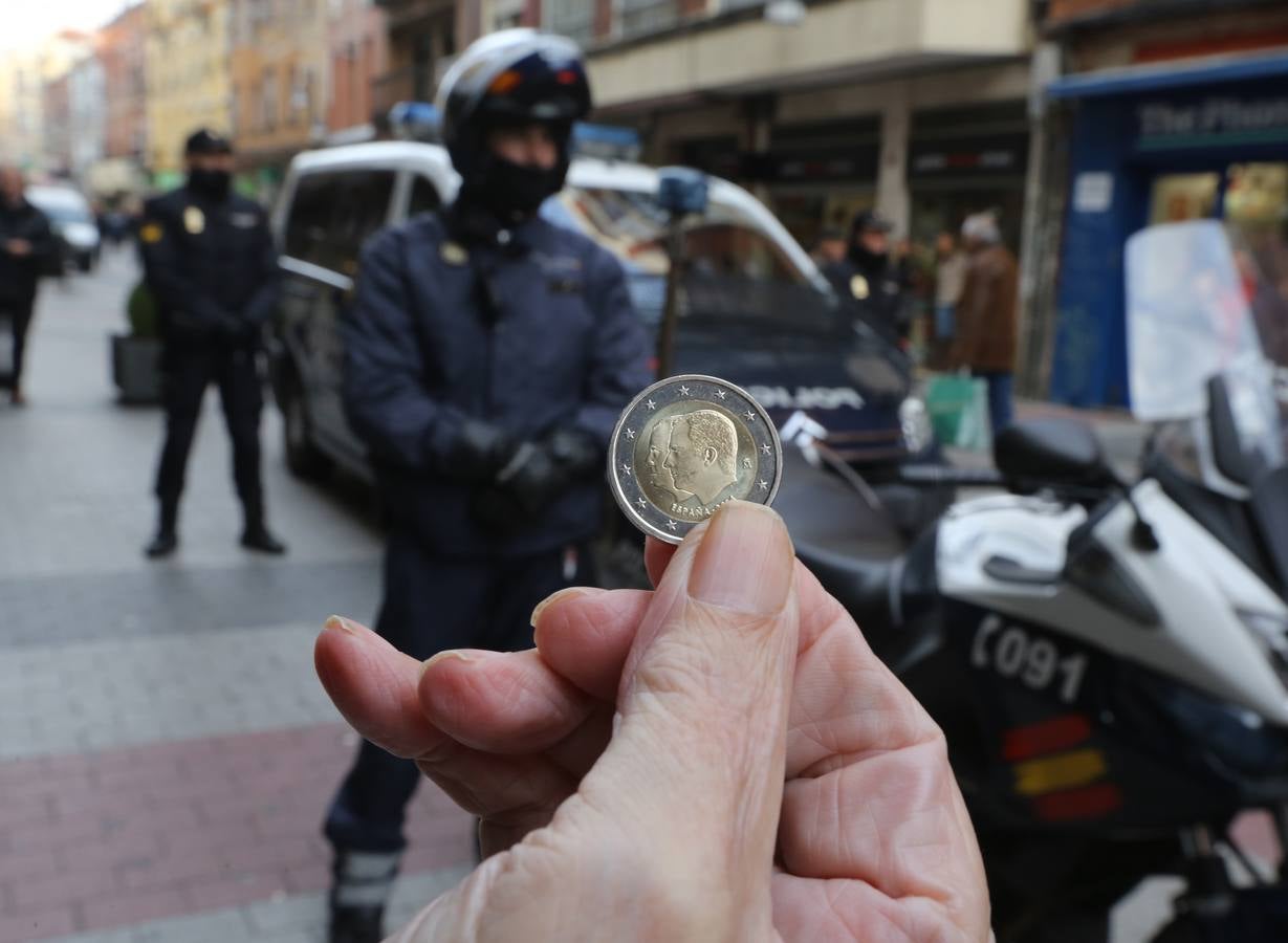 Presentación del dispositivo 'Operativo comercio seguro 2014-2015' del Cuerpo Nacional de Policía, en Valladolid